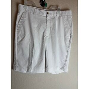 Greg Norman Mens White Golf Shorts Performance Stretch Shark Logo Size 34 NWT